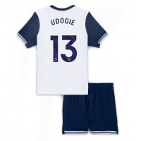 Camisa de time de futebol Tottenham Hotspur Destiny Udogie #13 Replicas 1º Equipamento Infantil 2024-25 Manga Curta (+ Calças curtas)